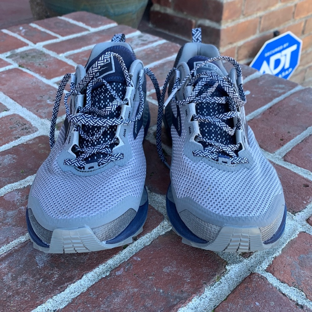 Brooks Cascadia 14 Size 11